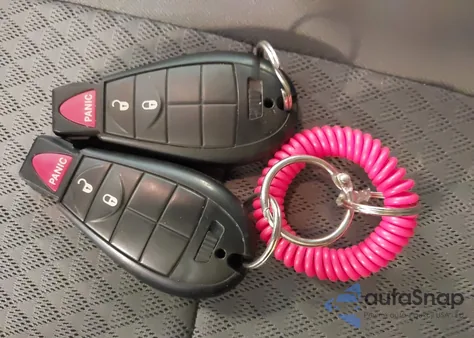 2010 Chrysler Town & Country New Lx from USA, damaged, VIN 2A4RR2D18AR329834